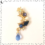お月様のアクビ。   イヤーカフ