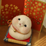 干支の鏡餅みたいなへびちゃん