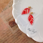 Red leaf*