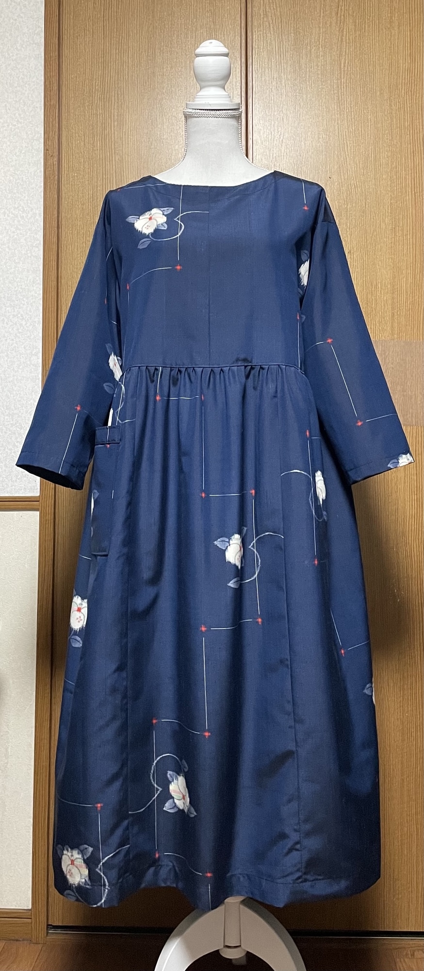 Lサイズ 着物リメイクAライン正絹ドレス 着物リメイク 正絹小紋 Aラインロングワンピースドレス 裏地