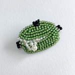 吹きこぼれた鍋のブローチ　ビーズ刺繍