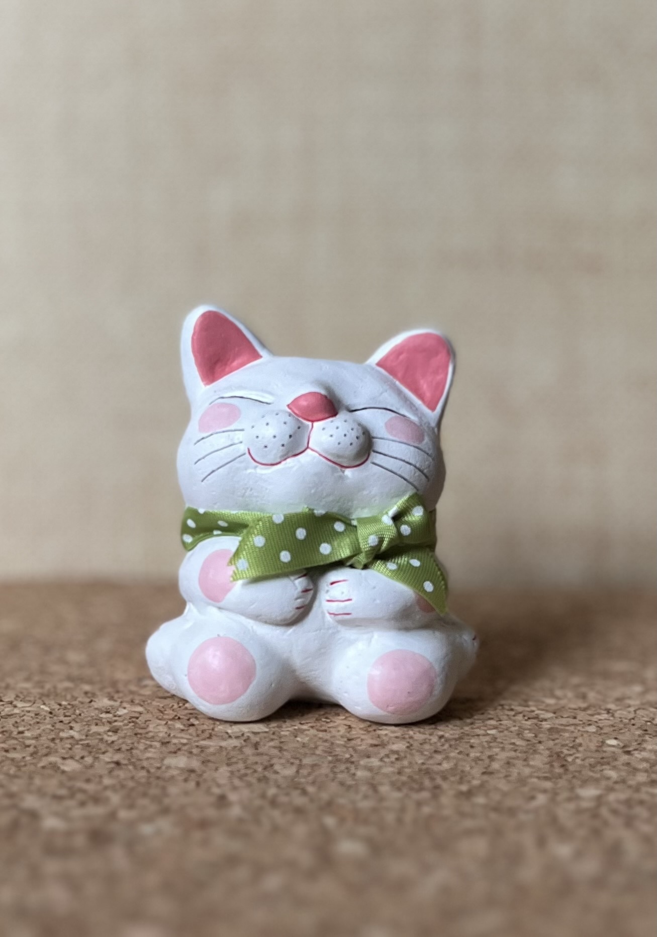 白猫 - ぬいぐるみ・人形の人気通販 | minne byGMOペパボ 国内最大級の