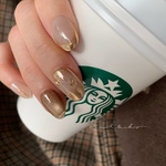 𝒷𝓇𝑜𝓌𝓃 𝒻𝓁𝒶𝓈𝒽 𝓂𝒶𝑔𝓃𝑒𝓉ﾈｲﾙﾁｯﾌﾟ ニュアンスネイル　大人ネイル　バレンタインネイル　ゴールド　奥行きネイル　キラキラネイル　フラッシュ　ゴールド　ブラウン　冬ネイル　マグネット