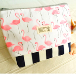 フラミンゴ柄ポーチ