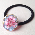 ★再販★空に浮かぶ桃色の花＊チェコガラスボタンのヘアゴム27mm