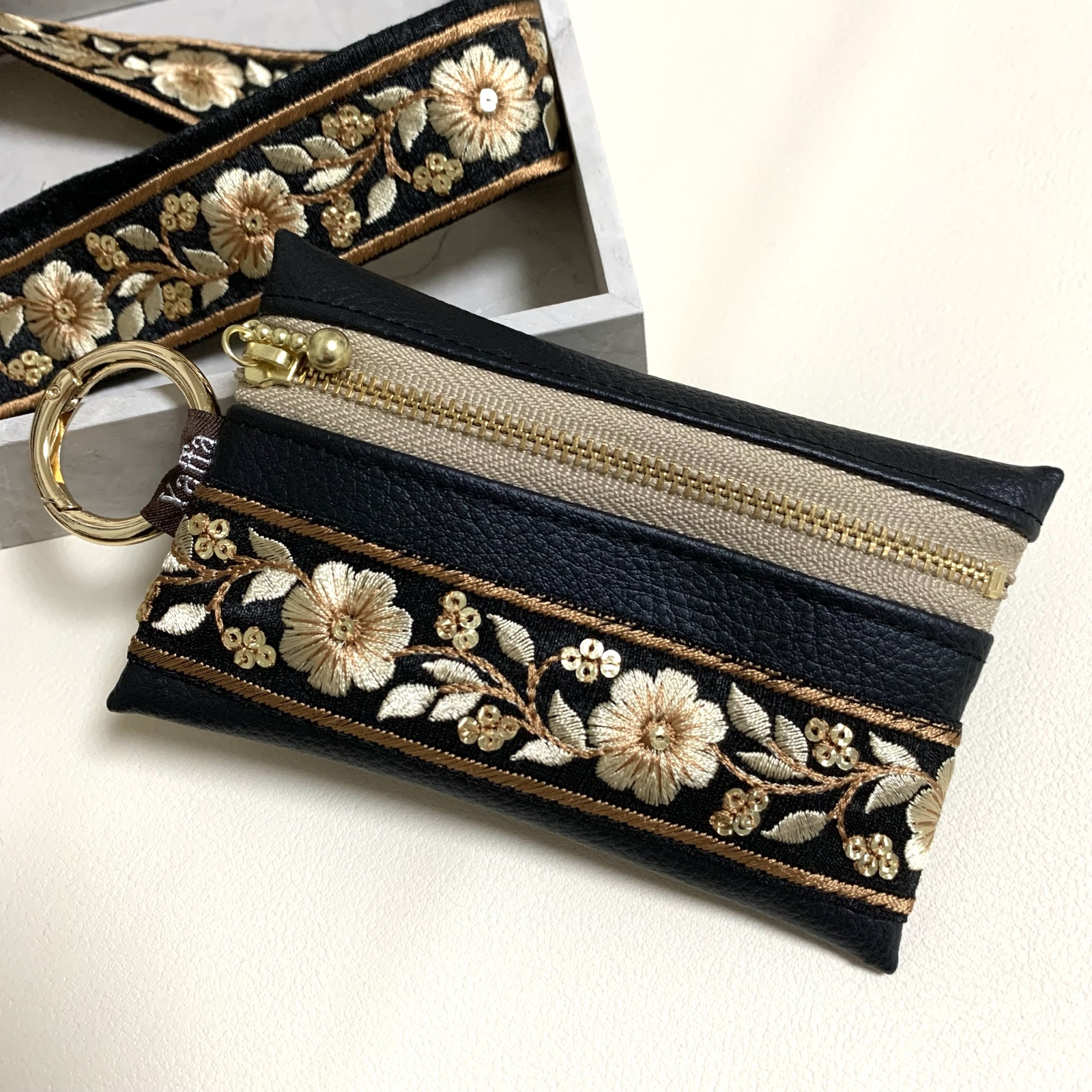 インド刺繍リボン - キーケースの人気通販 | minne 国内最大級の
