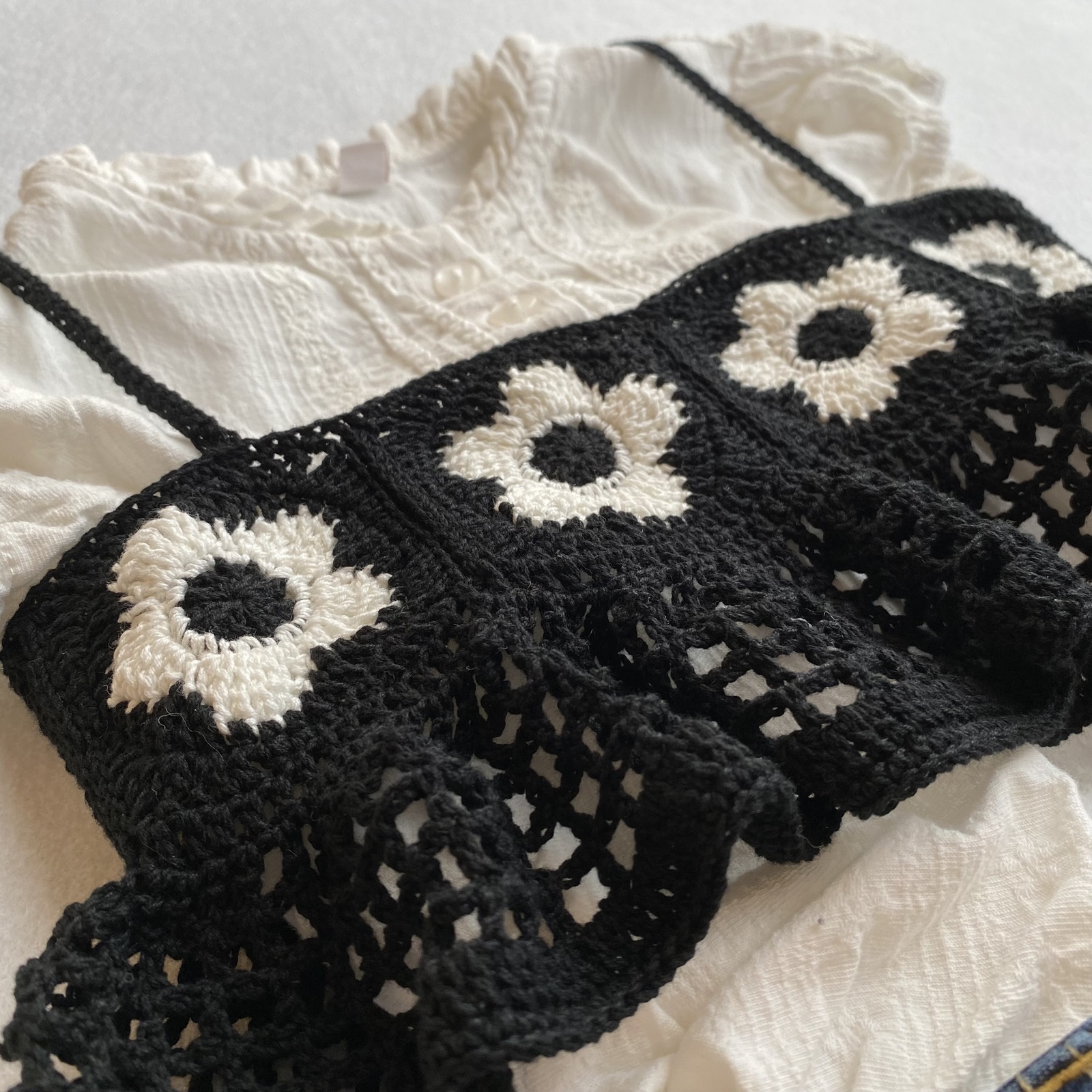 ベビーサイズ】コットン100% かぎ針編みビスチェ（黒） - nikoknit
