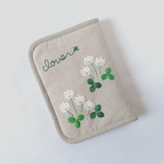 クローバー　手刺繍 お薬手帳ケース 母子手帳ケース
