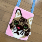 ★にゃんサコッシュ★　サコッシュにかわいいにゃんラグ付けちゃいました♪♪
