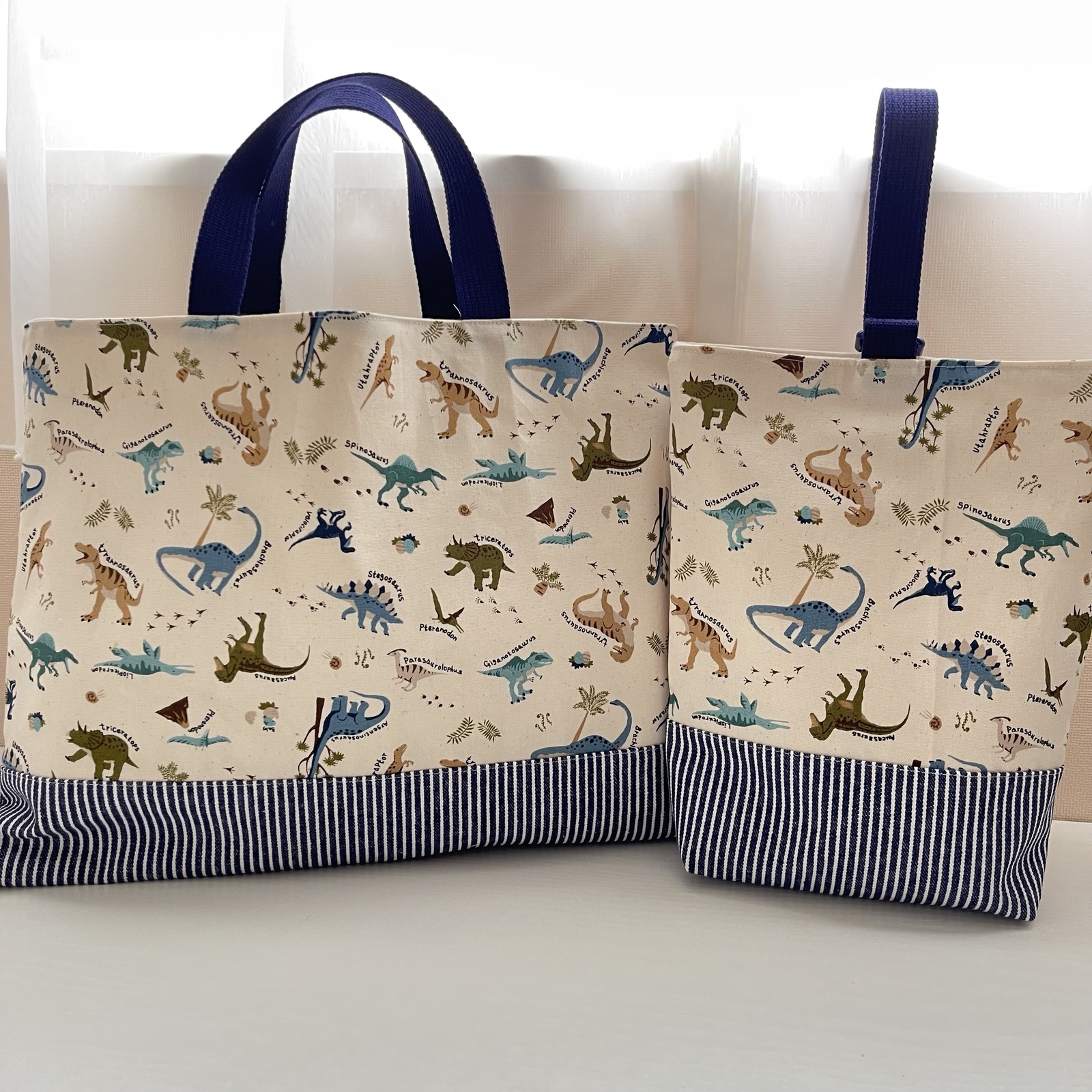 オーダーページ⭐︎ 恐竜柄×黒デニム　入園入学グッズ　ハンドメイド男の子 オーダーページ⭐︎ 恐竜柄×黒デニム入園入学グッズハンドメイド男の子