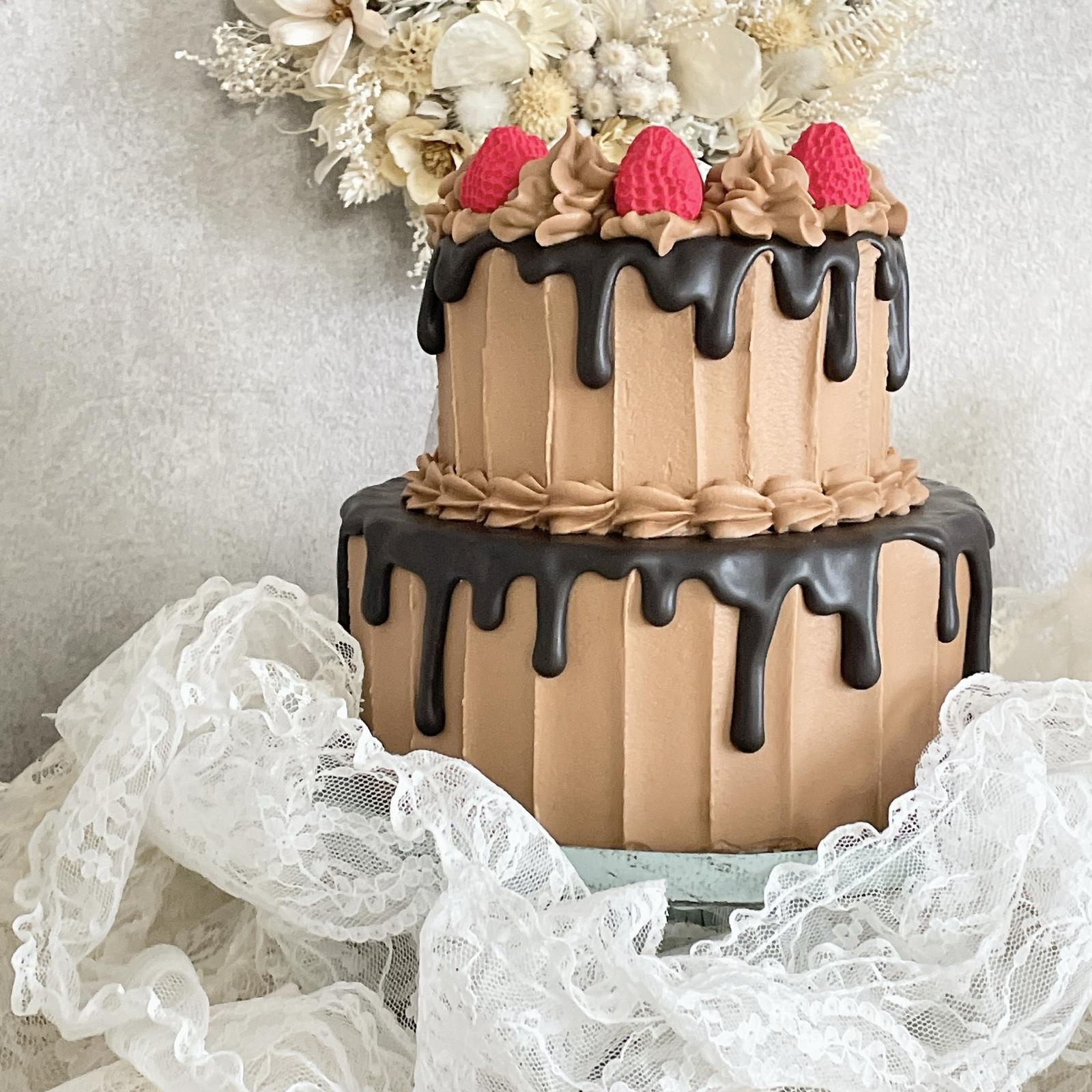 チョコ】いちごかわいい♡ケーキトッパー付きバースデーケーキ