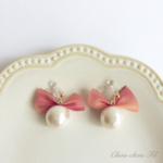 silk ribbon&cotton pearl earring(マンゴーアイス)