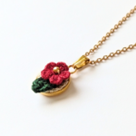 赤いお花のネックレス【赤花】