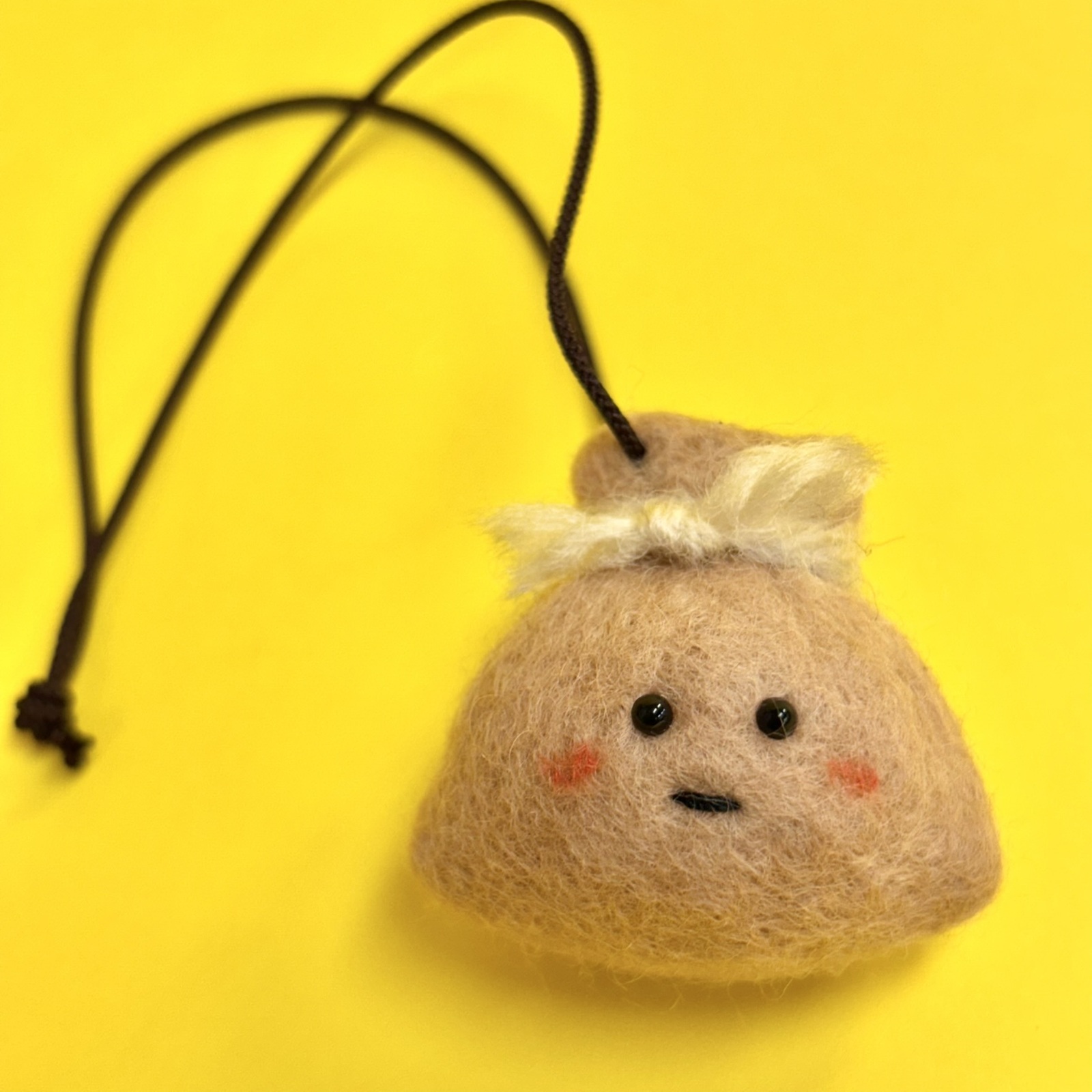 [専用　なお様]ハンドメイド フェルト ストラップ チャーム 05a4b2164a84765ba34fd8938c51a8