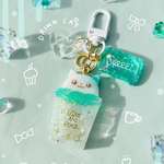 おめめキラキラにゃんこ♡ミントラメ　　　　　　　シャカシャカ　キーホルダー　レジン　アニマル　スイーツ　ねこ　プレゼント　ドリンク　ミント　ホイップ　フェイクスイーツ　cat ハート