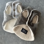 【犬服】フリース裏地のもこもこノーカラーリバーシブルベスト