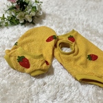 犬服『🍓 いちご　刺繍　プードルループボア　タンクトップ』　冬　春　イエロー　ストロベリー　いちご