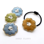 刺繍の花ヘアゴム