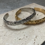 ーmoon star bangleー　バングル　カフバングル　サージカルステンレス　ブレスレット　アクセサリー