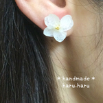 本物花 ホワイト重ね紫陽花ピアスorイヤリング