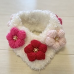 犬用⭐︎もこもこお花のマフラー⭐︎ホワイト⭐︎襟周り37cm