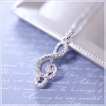 ト音記号　ステンレスチェーン付き　ネックレス　銀色　ビジューペンダント　長さ選べます　38　40　45　50　55　60ｃｍ　パヴェ　ラインストーン沢山　音楽好きさんへ