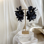 【Hervé】   ブライダル  ウェディング  フラワー  ブラック  花  ピアス  イヤリング