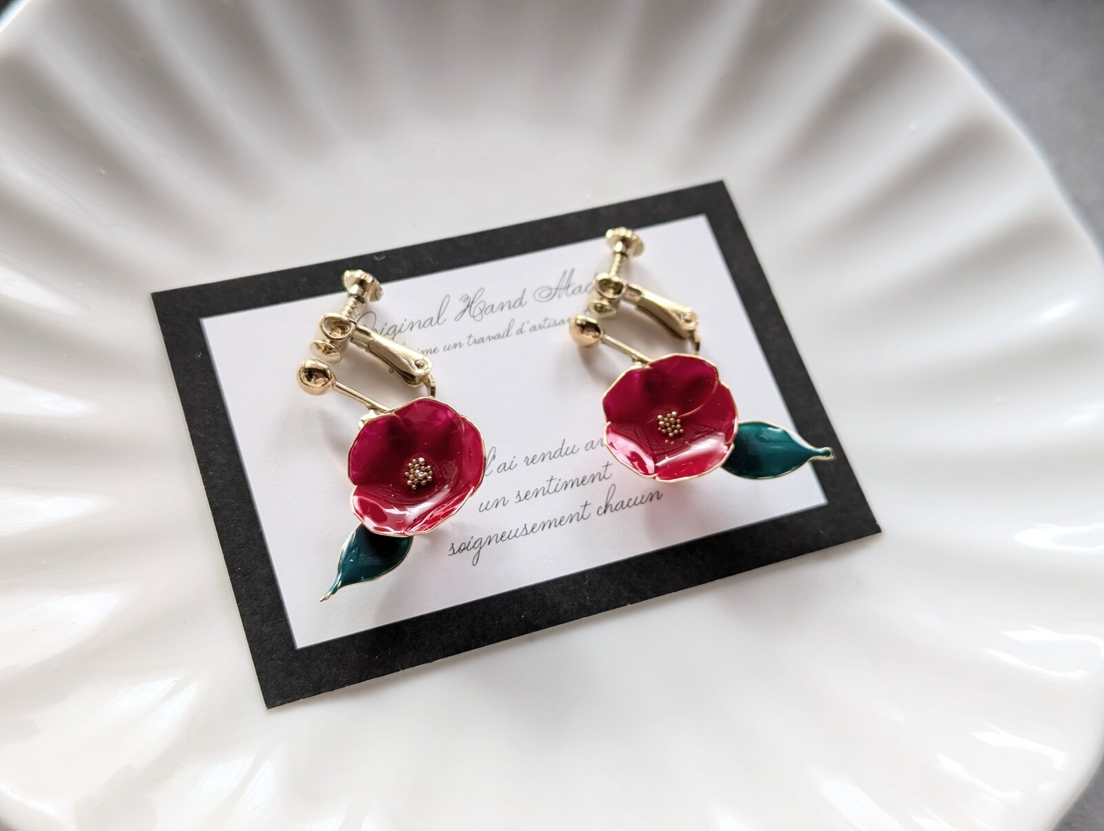 再販♡ クリア フラワー レジン イヤリングorピアス - ohana'S