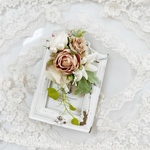 結婚式＊卒業＊入学式＊髪飾り＊モーヴカラーの薔薇のコサージュにパールを添えて
