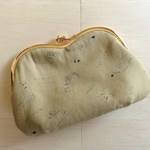 すっきりｽﾘﾑ　シックだニャン波型がま口ポーチ