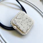 黒ごまプリンのシータイルヘアゴム