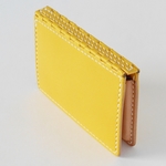 Wレザー蝶番の名刺入れ Yellow × Natural