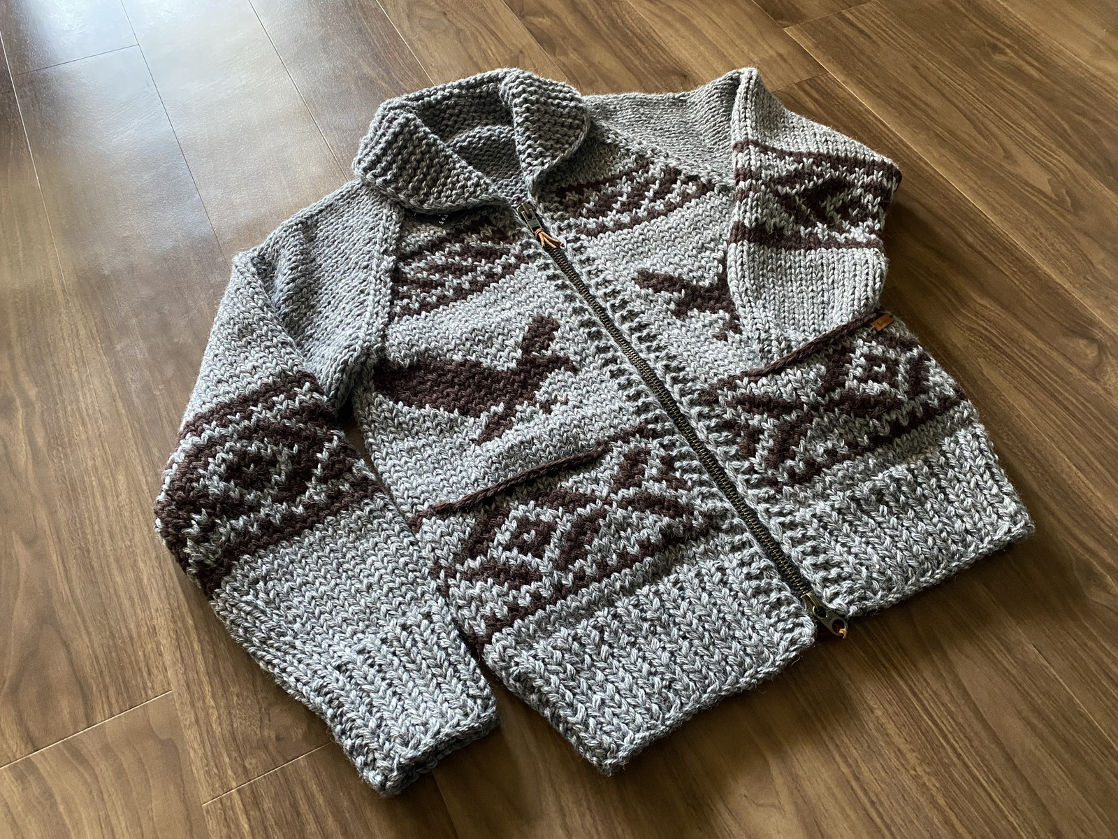 ケーブル編みのロングマフラー《受注製作です》 - Ito-Knitting