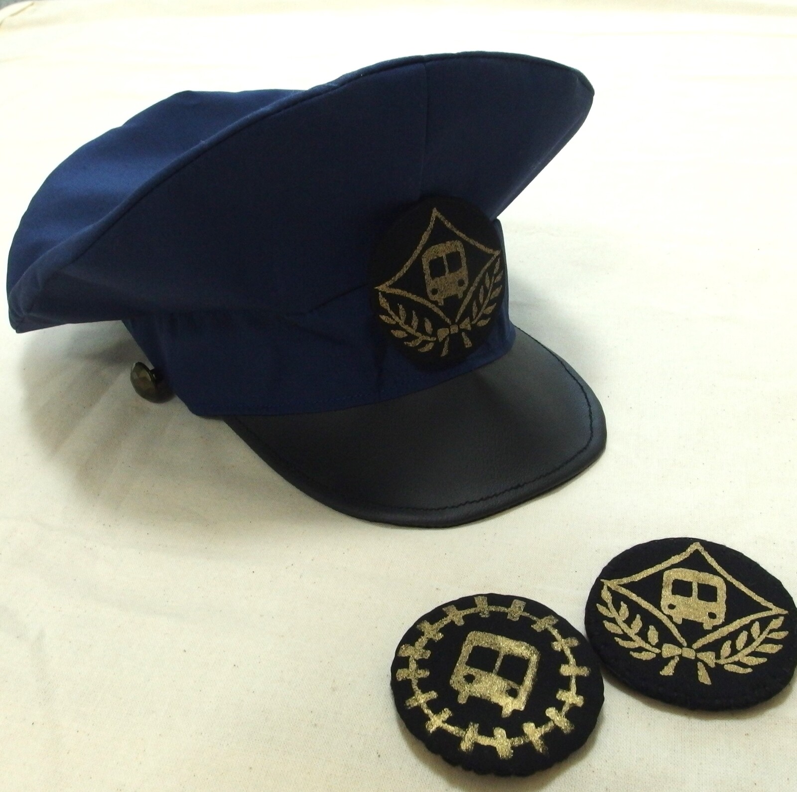 受注生産】なりきり帽子～運転手さん＆車掌さん～（紺） - 子鉄応援団