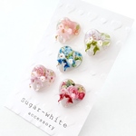 💐🤍 retro flower clear heart  earring ✵ ハートのレトロ花柄クリア×ホワイトグラデーションの耳飾り  《 アソート5粒 》ピアス イヤリング  