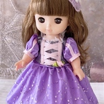 メルちゃん服と通用サイズ　ソランちゃん用服　25cm 26cm人形用洋服　可愛いプリンセスドレス　紫キラキラドレス&蝶々クリップ付き