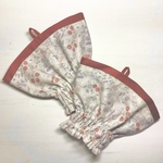 キッチンアームカバー（ショートタイプ）／小花柄(ベージュ系)