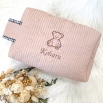 ♡送料無料♡ おむつポーチ　くま　刺繍　名前　名入れ　イブル　ヌビ　ハートキルト　出産祝い　ハンドメイド　うちの子グッズ　