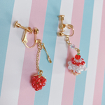 ビーズのいちごケーキセット🍓イヤリング•ピアス