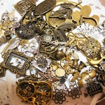 メタルパーツ　MIX　現品　100ｇ以上　No2