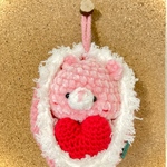 編みぐるみ　くま　ハート　ハンギング　ハンドメイド