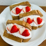 ココア味新登場♡の苺クリームサンドココアシフォンケーキ3個セット🍓🍓🍓　