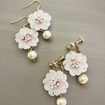 レース編み　桜のイヤリング／ピアス(受注製作　4月末まで)