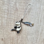 二ホンカワウソとオイカワの根付ストラップ《日本の野生動物》熊谷さとし