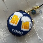 小型　枝豆とビールで乾杯！マカロンポーチ(パワーストーン付）