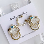  【gold】うるうる ➕イヤーカフ　ピアス・イヤリング　dailymaily キラキラ　透明感　大人可愛い 夏