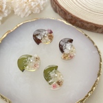 お花とさざれ石のうるツヤpierce/earring(Green)