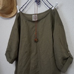 new:秋物:ハンドメイド:洗い加工仕上げ綿麻ドロップショルダーブラウスカーキー色フリー