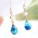 本物のお花の立体しずくピアス / イヤリング　レジンアクセサリ―