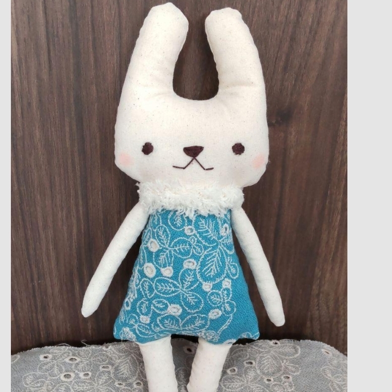 ミナペルホネぬいぐるみ＊ハンドメイド＊ママうさこ＊⑤ うさ頭巾ちゃん ⚮̈﻿ ハンドメイド ミナペルホネン リバティ